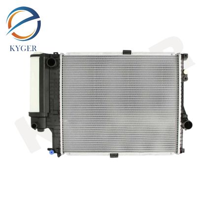 comprar 1711 1740 699 Auto Parte Motor Parte Radiador para BMW 5 Berlina E39 1995-2003 5 Touring E39 1996-2004 17111740699 Fabricación en línea