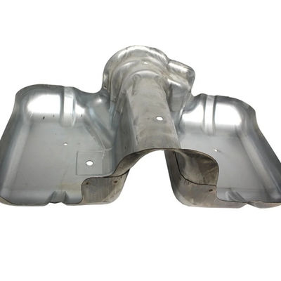 El motor del vehículo es un motor de cuatro cilindros.