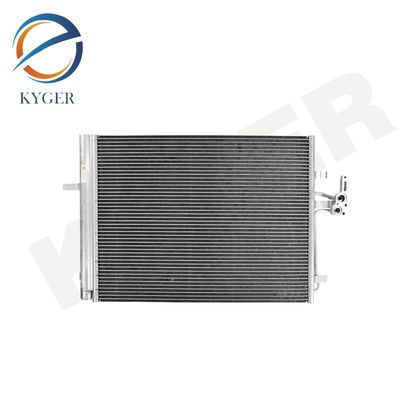 Parte automotriz LR023921 Condensador de aire acondicionado para Land Rover Range Rover Evoque Freelander 2 3.2L LR000566