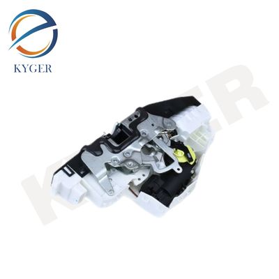 Auto partes delanteras derecho sistemas de carrocería de automóviles 2217207835 Actuador de cerradura de puertas automáticas para Mercedes Benz W216 W221 221 720 78 35