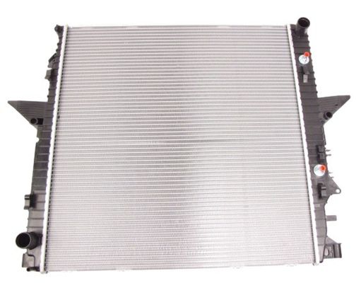 El radiador de refrigeración LR021777 PCC500040 PCC500041 PCC500630 para el Land Rover Discovery 4 2010 - 2016