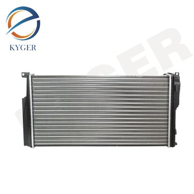 Radiador de refrigerante de motor de alta eficiencia 17117618807 para BMW F30
